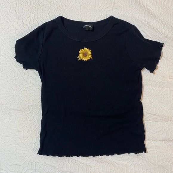 art class Other - 4/$10 Art Class Cropped Tee with Embroidered Sunflower